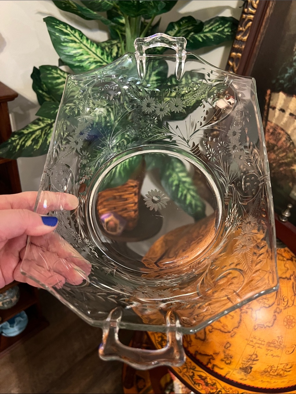 Vintage Elegant Glass Clear Etched Floral Serving Bowl with Handles